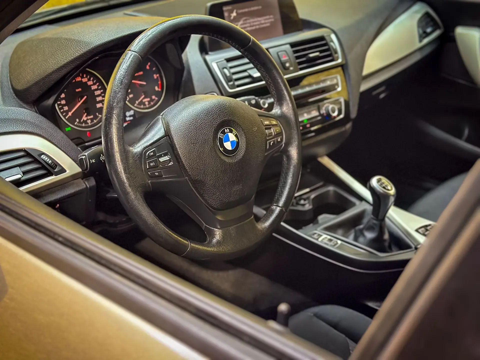 BMW 116 d EfficientDynamics 29