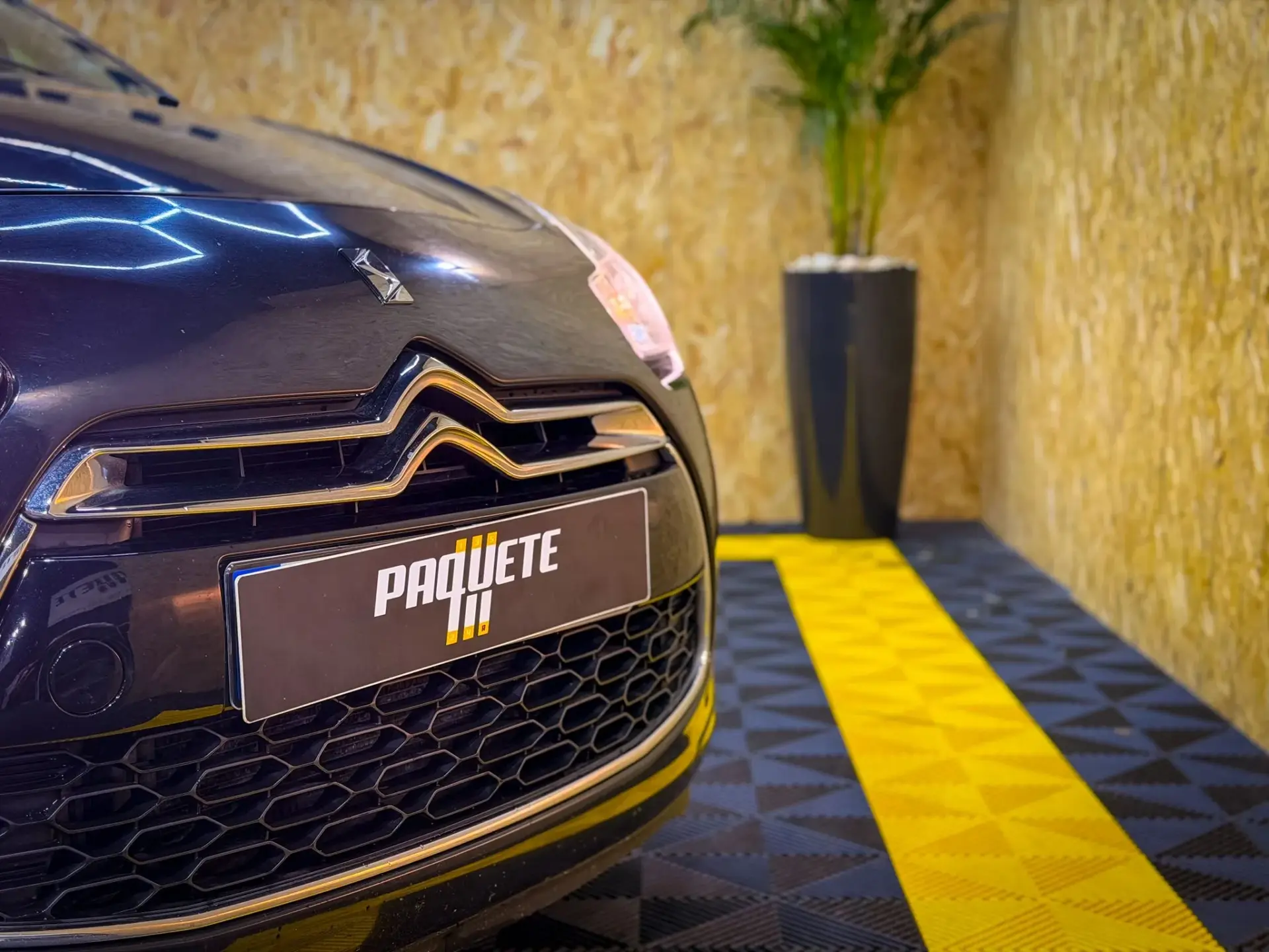 DS DS3 1.6 BlueHDi So Chic 23