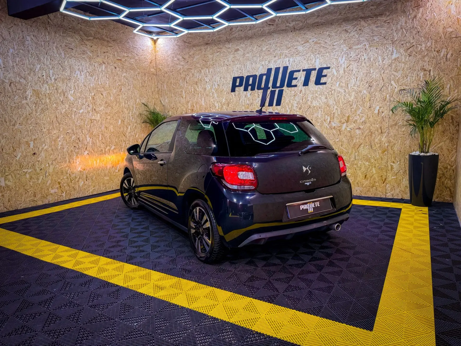 DS DS3 1.6 BlueHDi So Chic 43