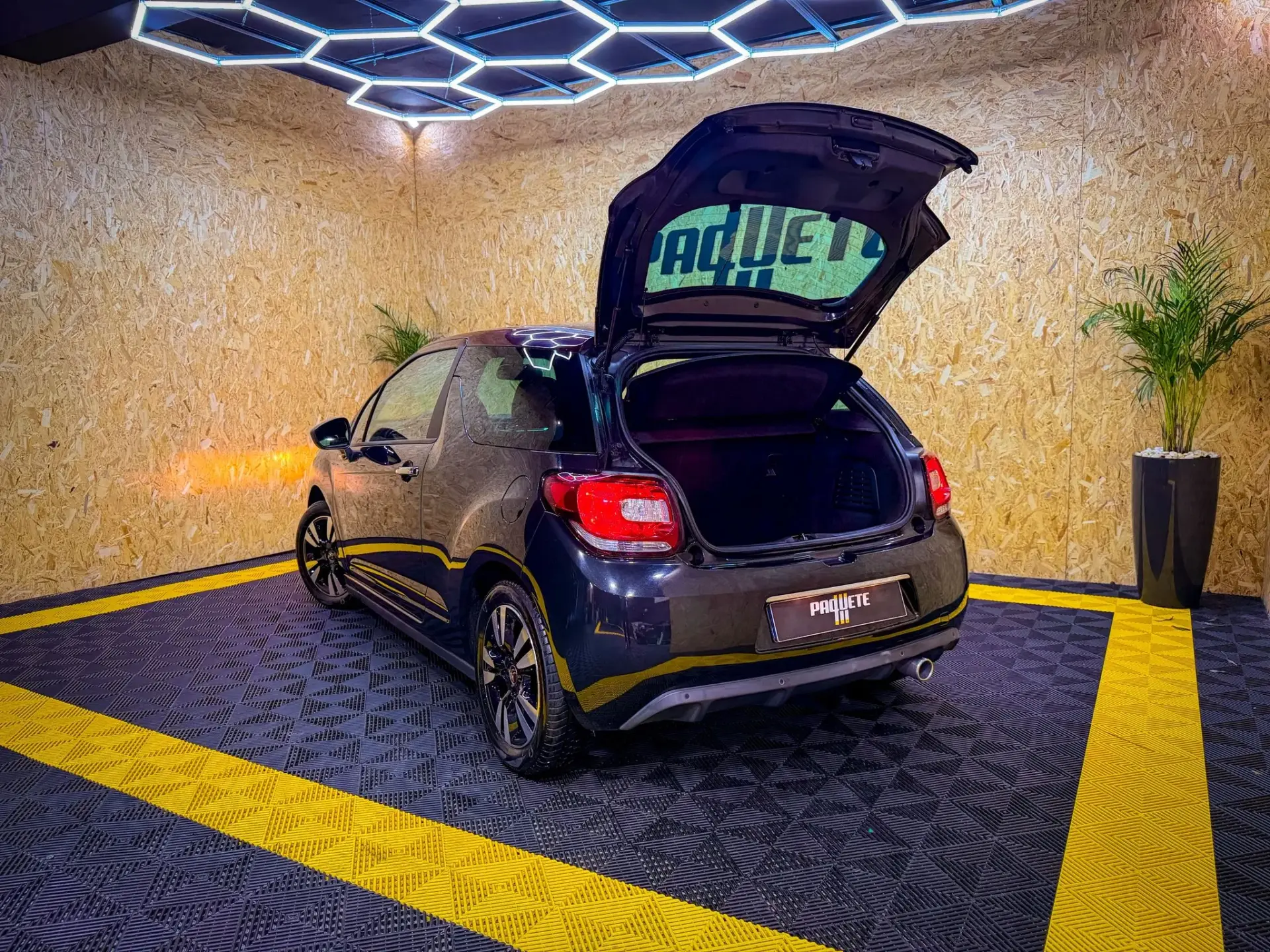 DS DS3 1.6 BlueHDi So Chic 44