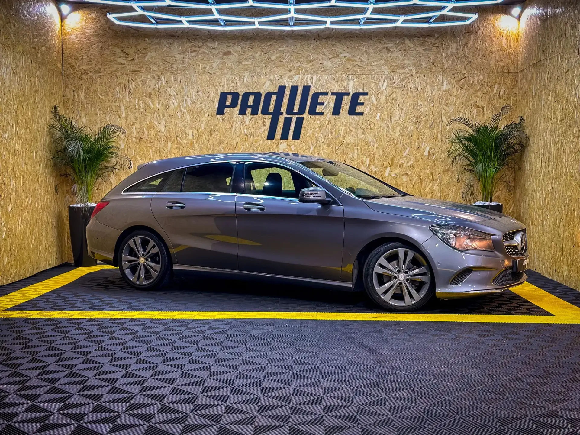 Mercedes-Benz CLA 180 d 2