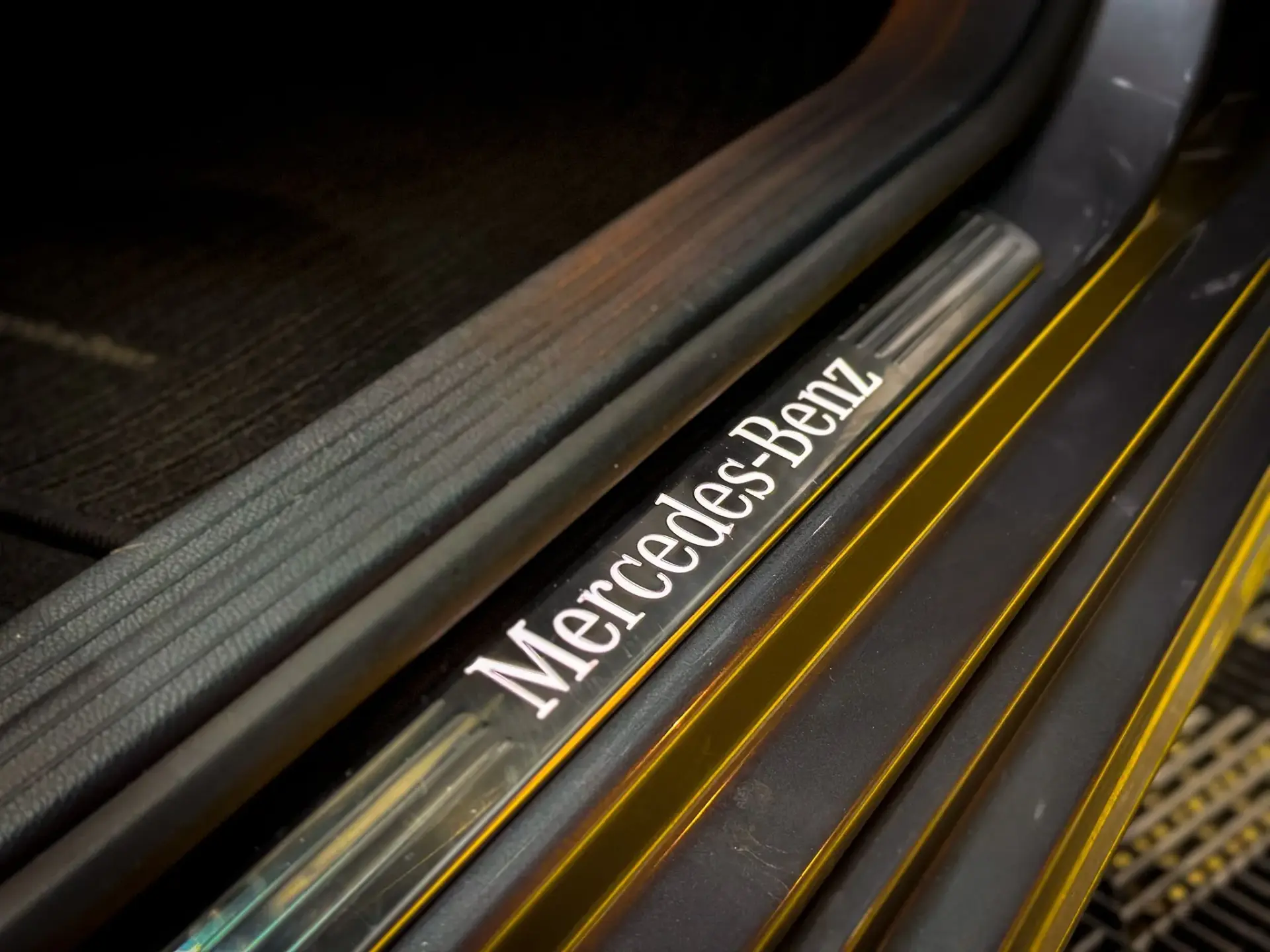 Mercedes-Benz CLA 180 d 15