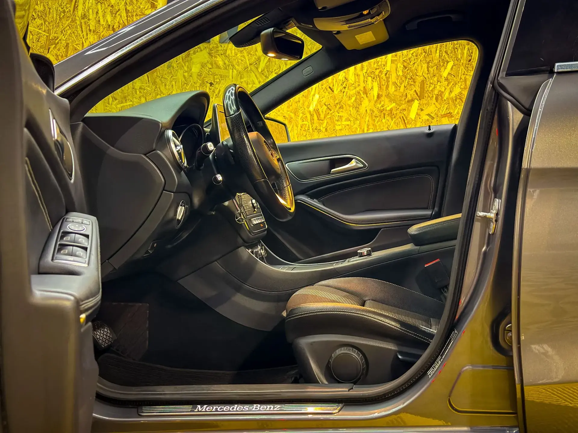 Mercedes-Benz CLA 180 d 35