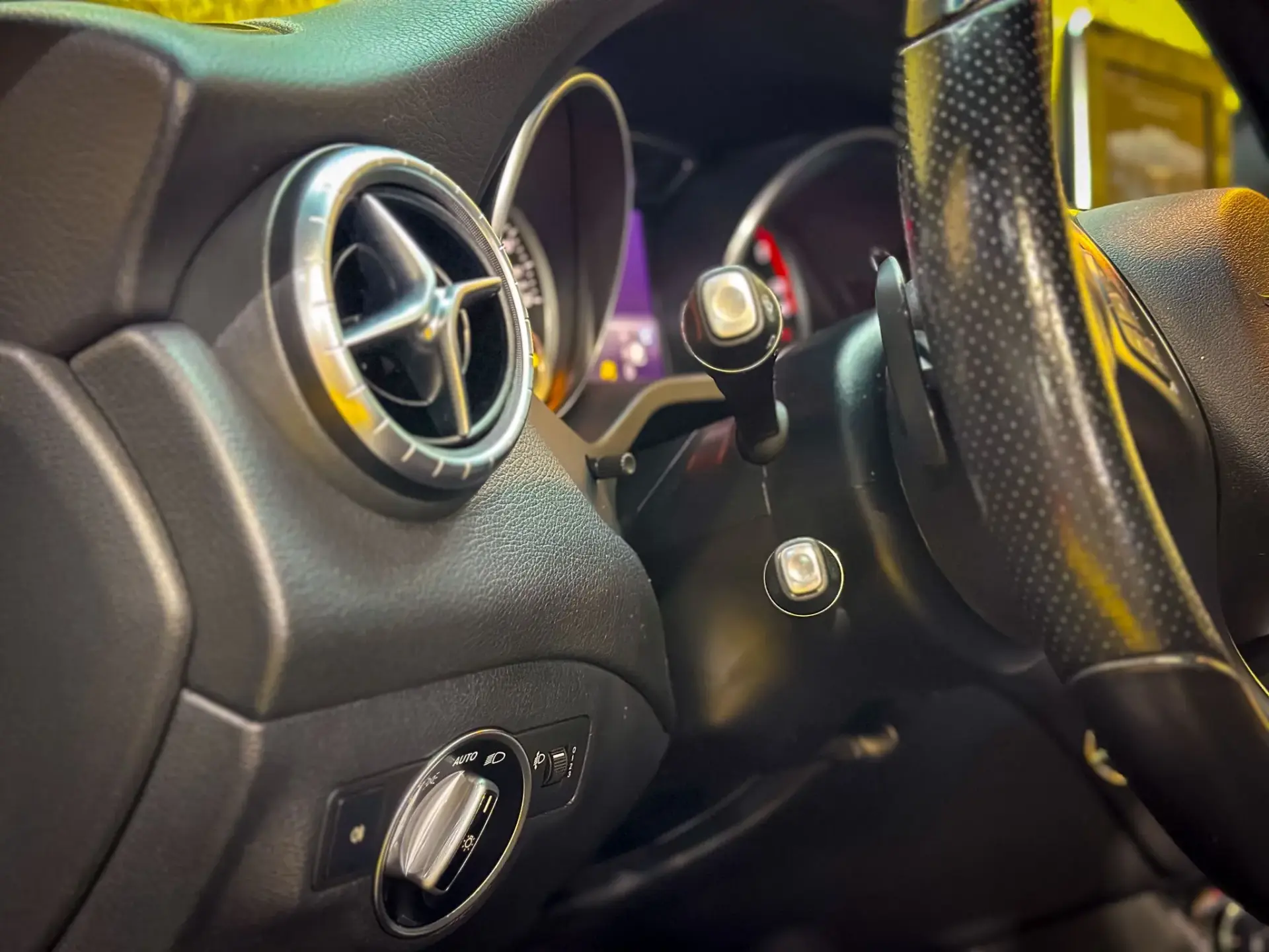 Mercedes-Benz CLA 180 d 37