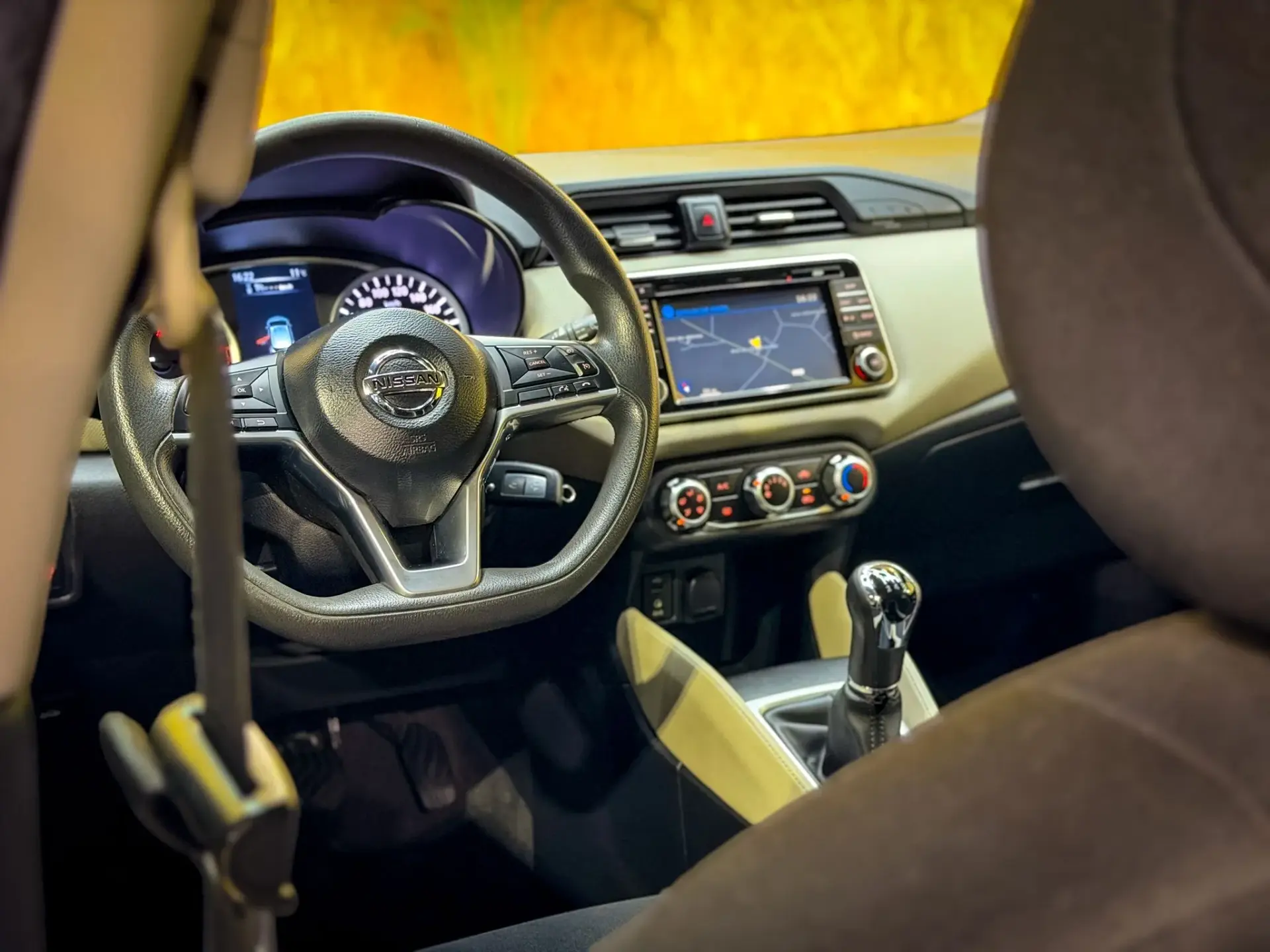 Nissan Micra 1.5 dCi N-Connecta Lifestyle S/S 32