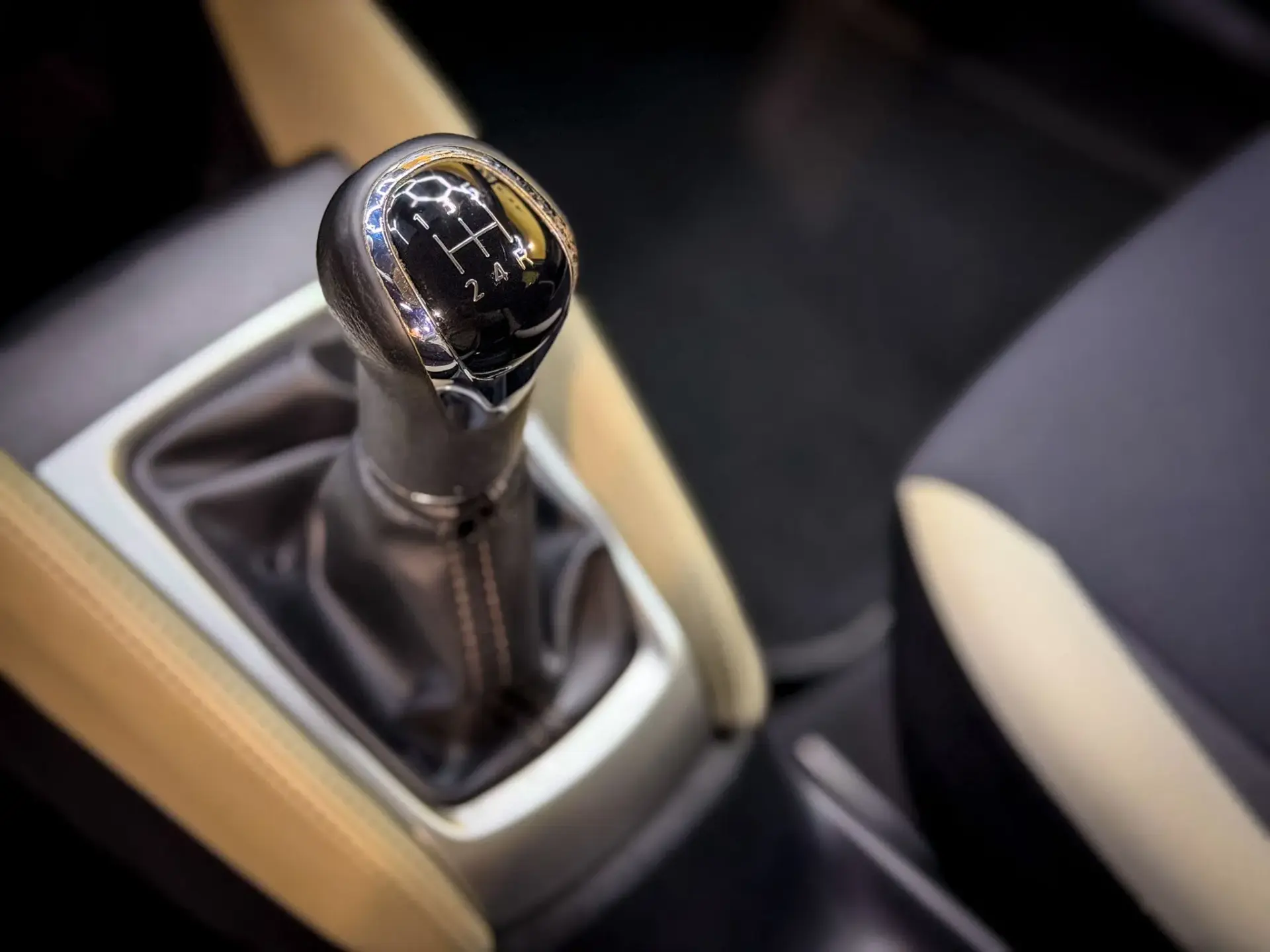 Nissan Micra 1.5 dCi N-Connecta Lifestyle S/S 37