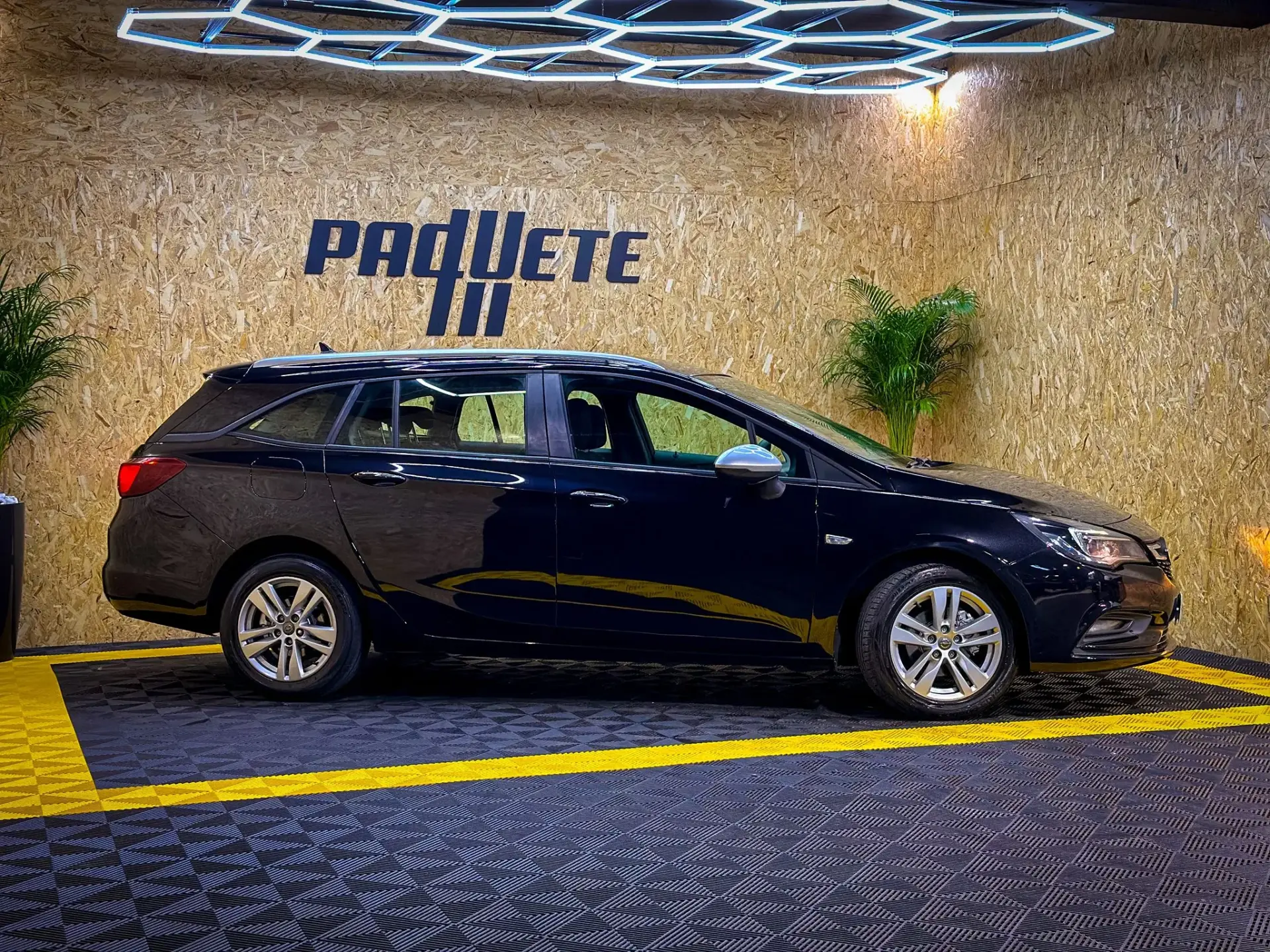 Opel Astra 1.6 CDTI Business Edition S/S 2