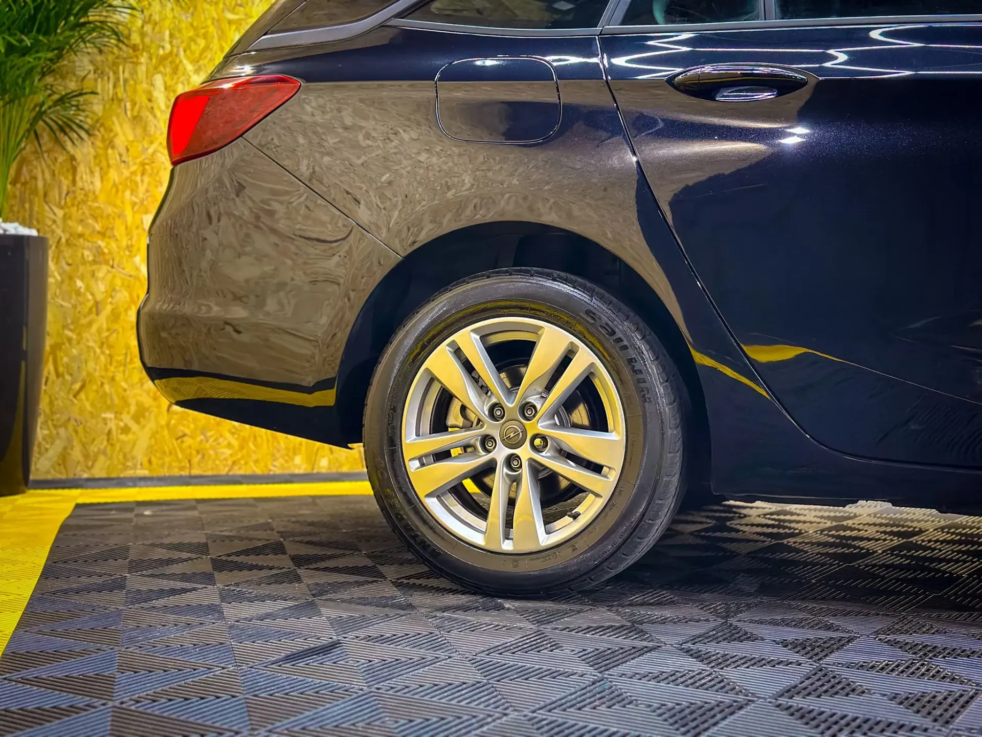 Opel Astra 1.6 CDTI Business Edition S/S 8