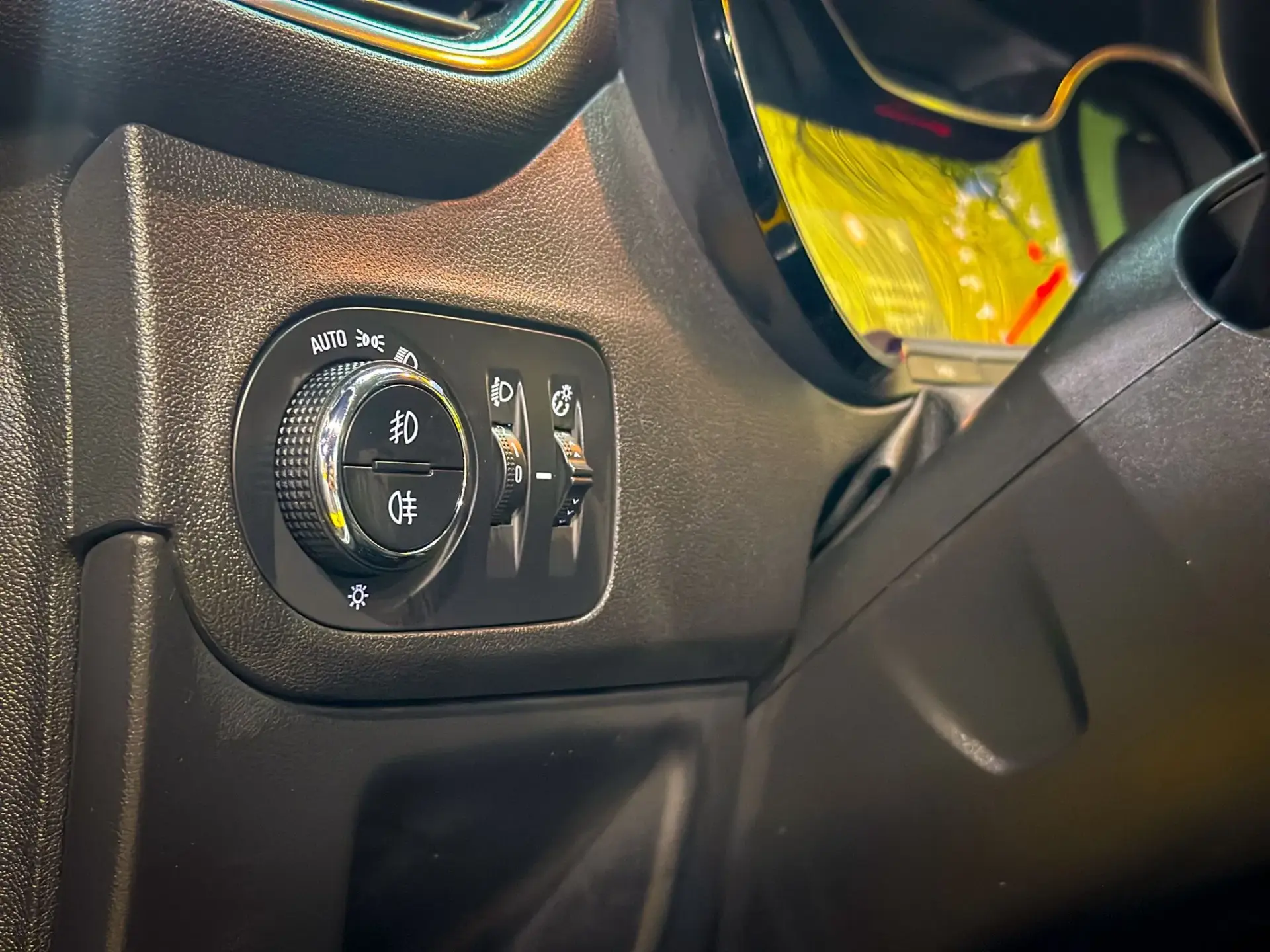 Opel Crossland X 1.2 T Innovation Aut. 9