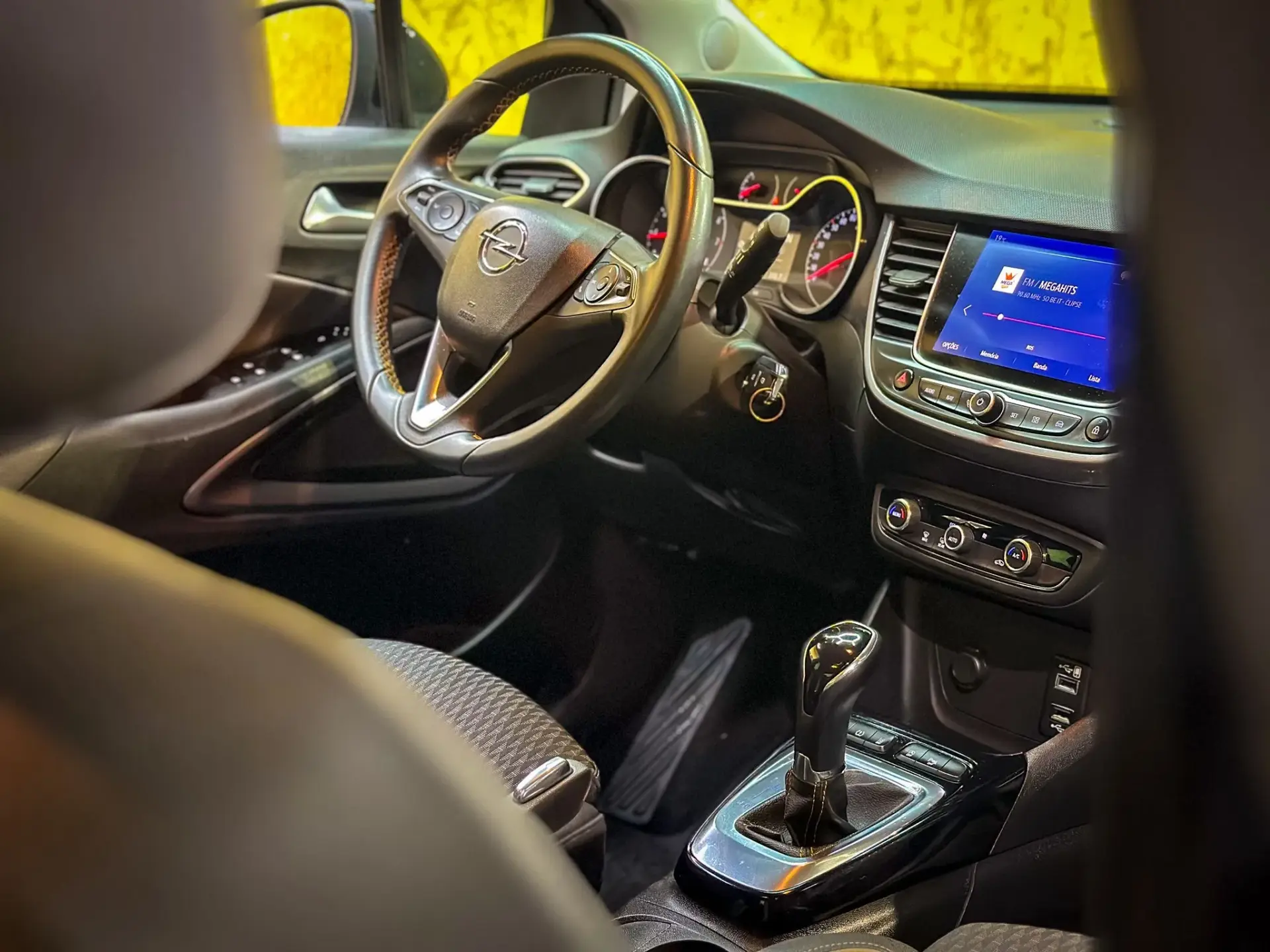 Opel Crossland X 1.2 T Innovation Aut. 15