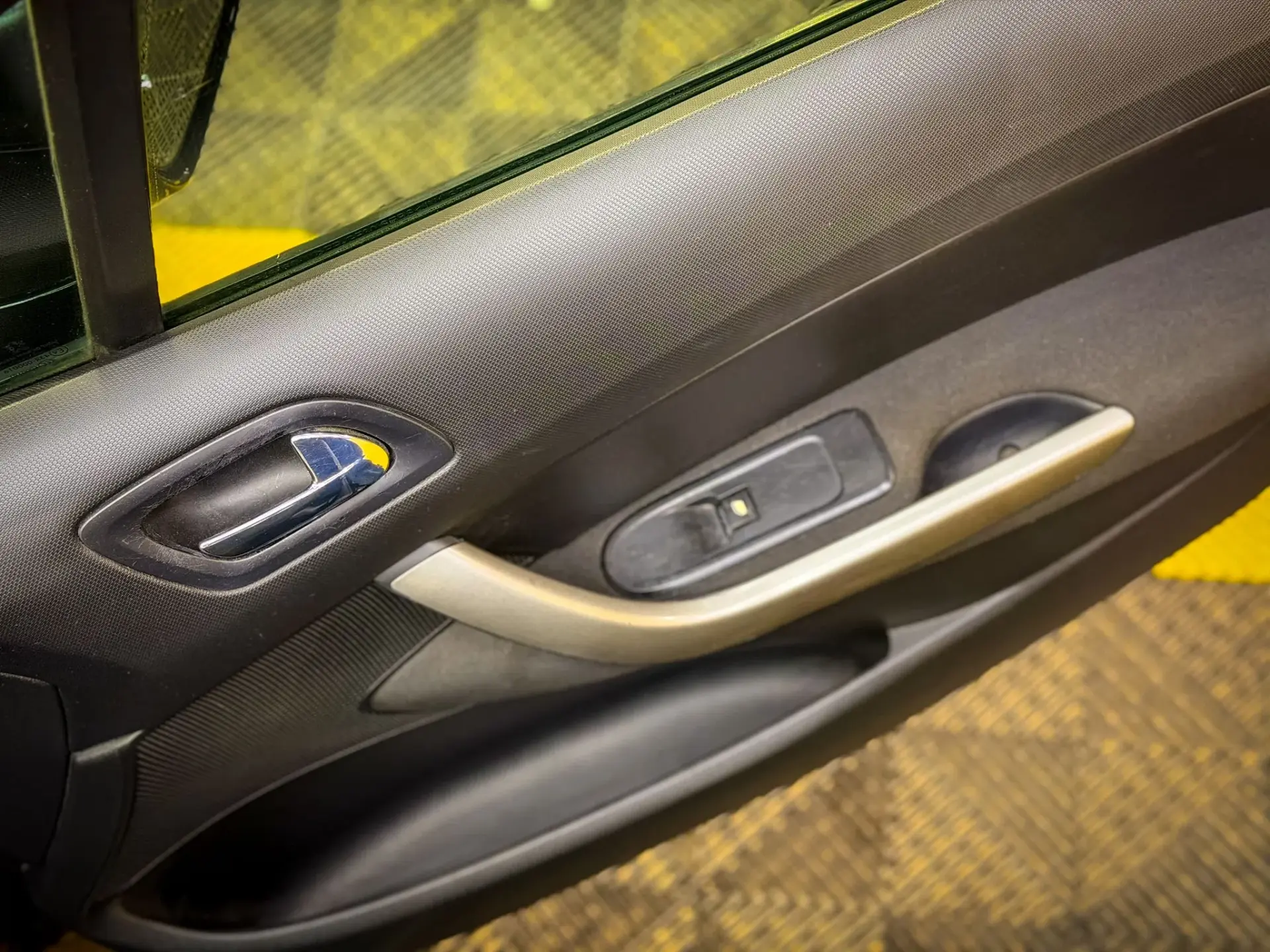 Peugeot 308 SW 1.6 HDi Executive CVM6 7