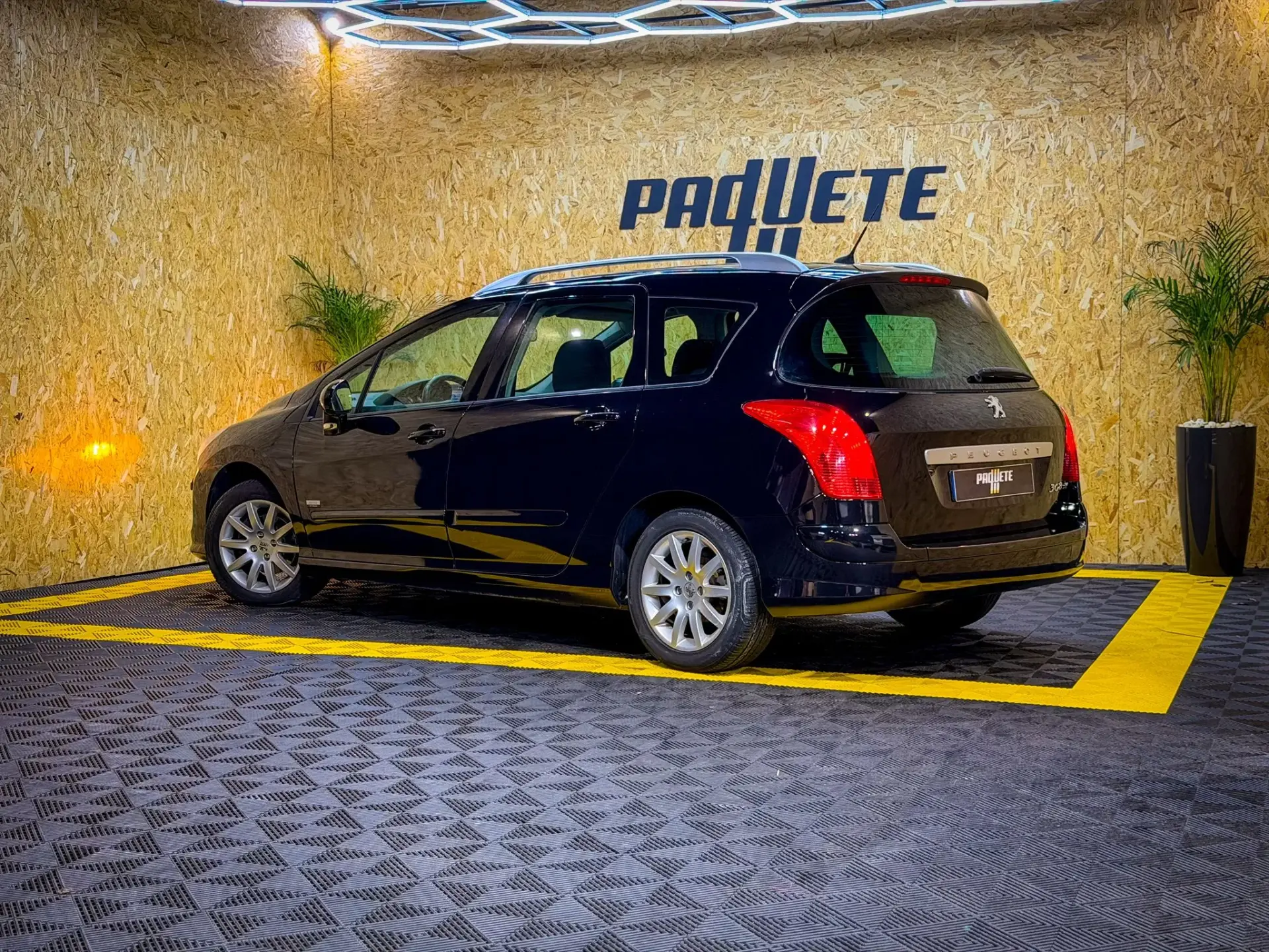 Peugeot 308 SW 1.6 HDi Executive CVM6 16