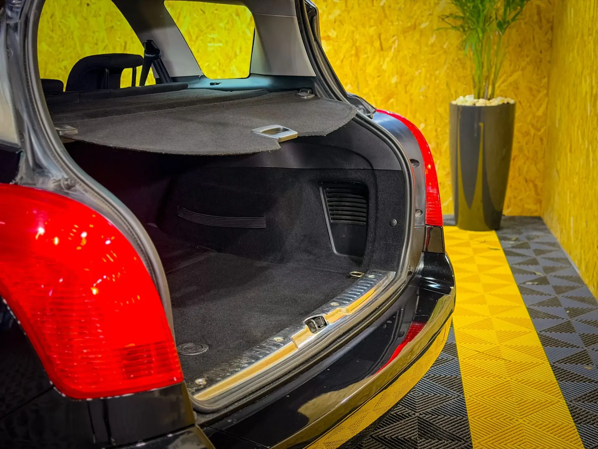 Peugeot 308 SW 1.6 HDi Executive CVM6 26