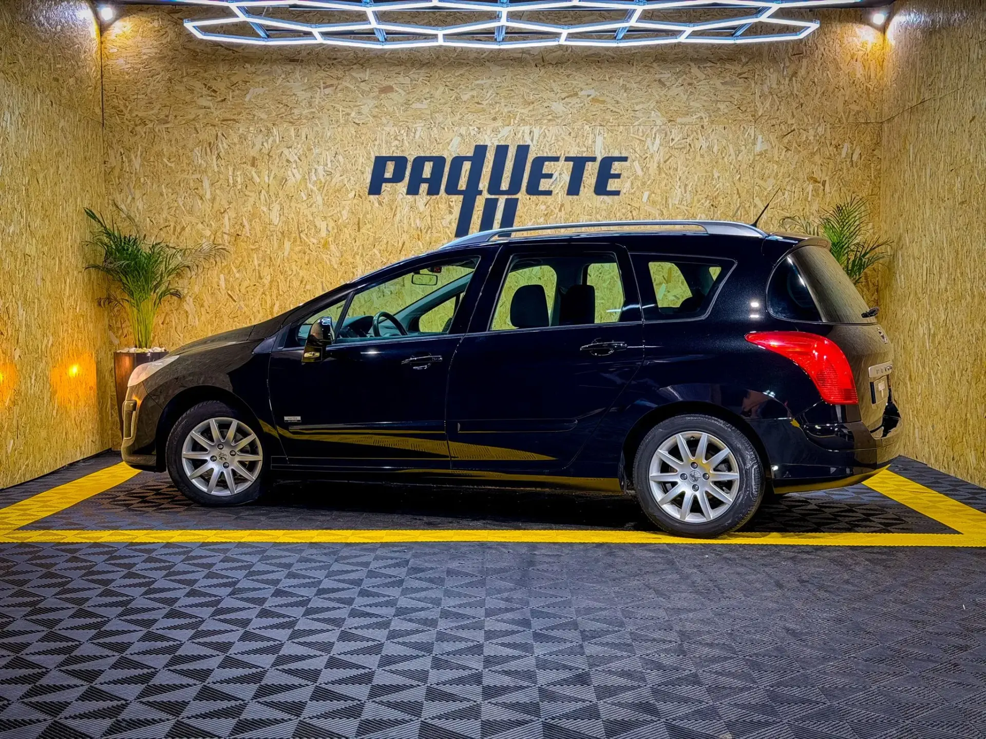 Peugeot 308 SW 1.6 HDi Executive CVM6 29