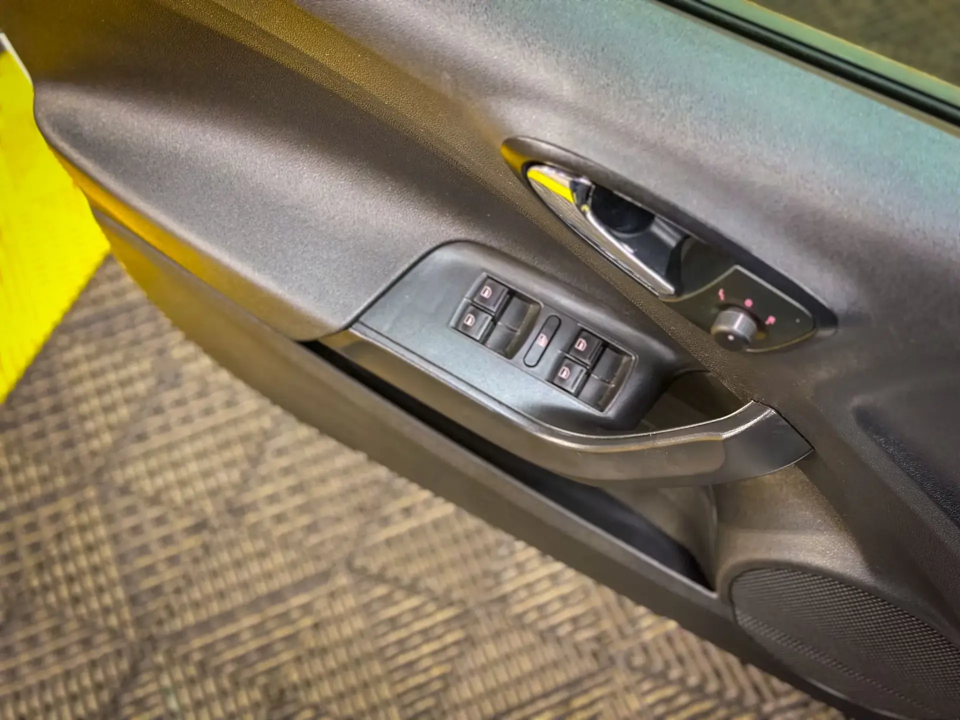 SEAT Ibiza 1.0 Reference 35