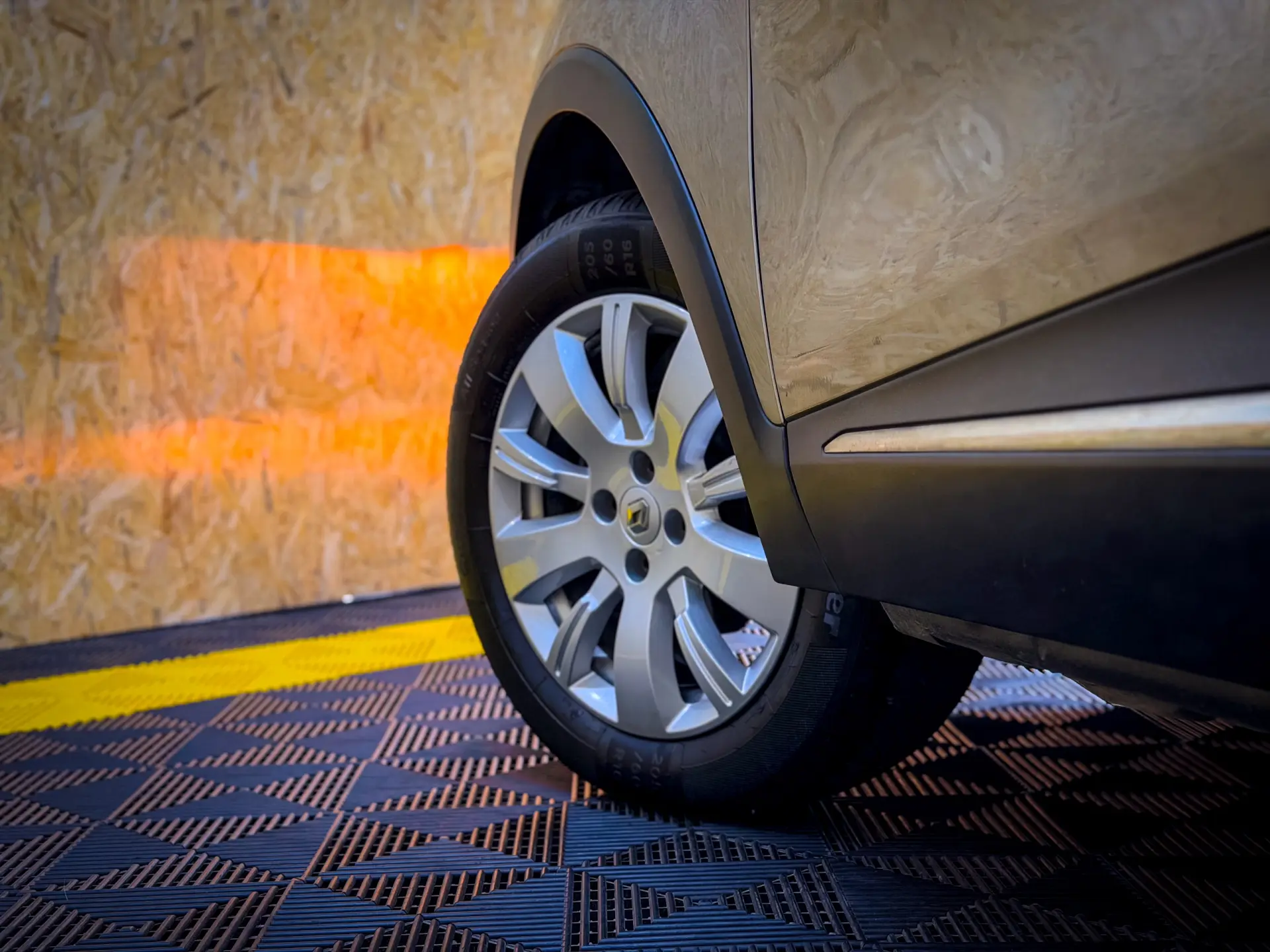 Renault Captur 1.0 TCe Intens 15