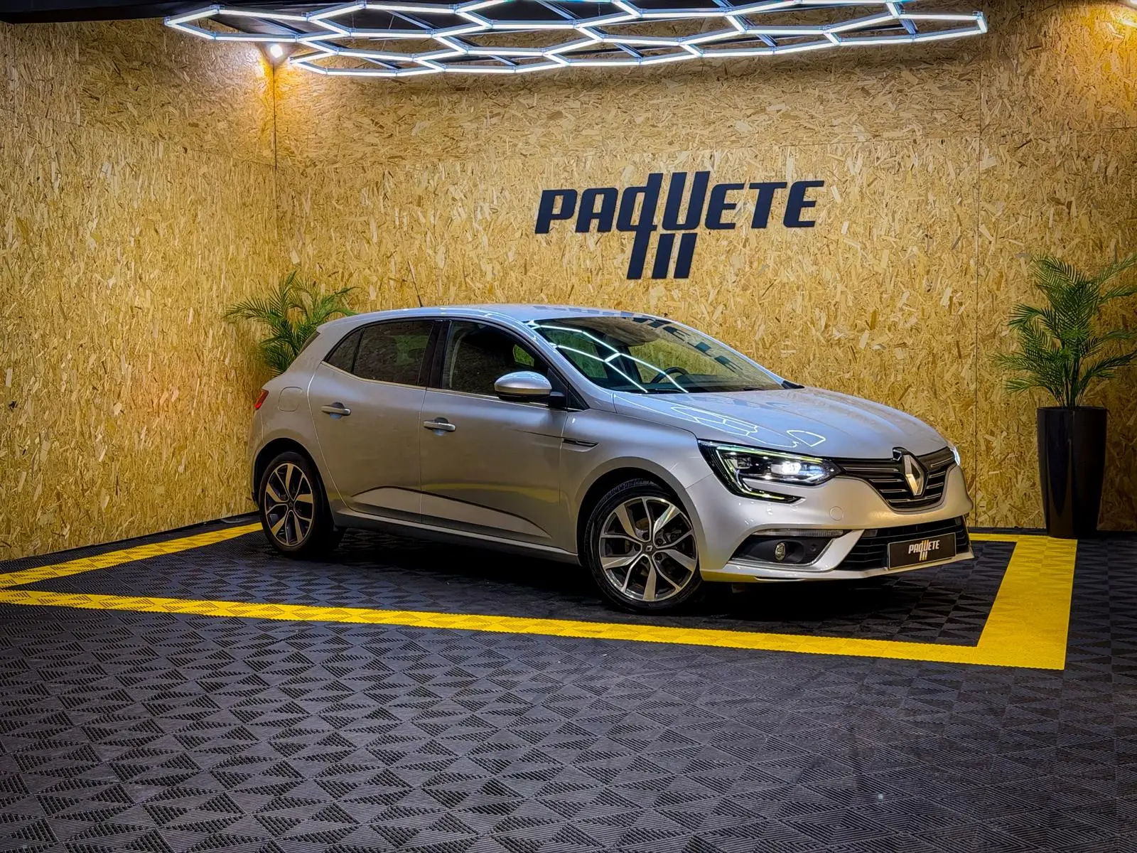 Renault Mégane 1.5 dCi Bose Edition 1