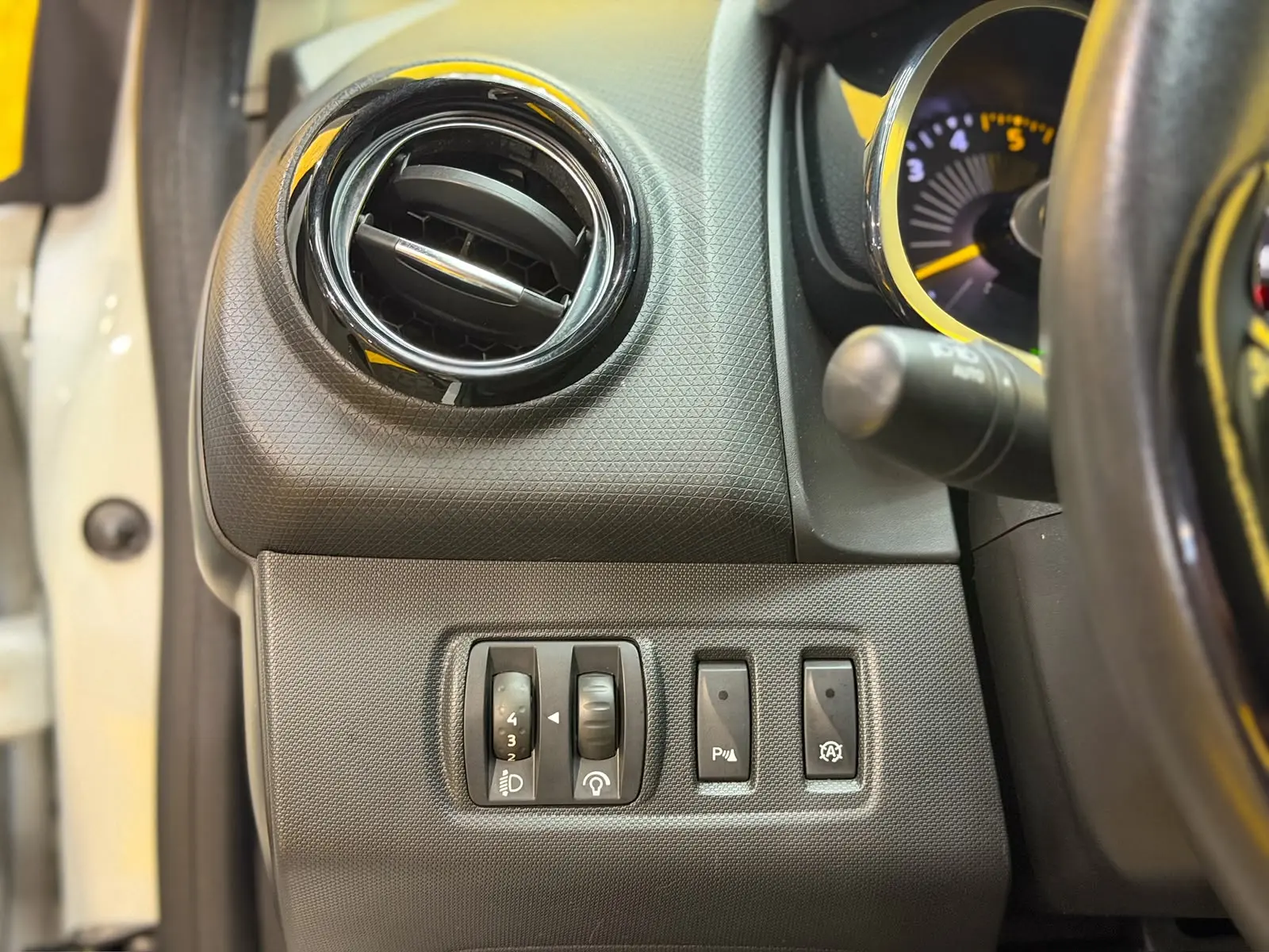 Renault Clio 1.5 dCi Comfort 37