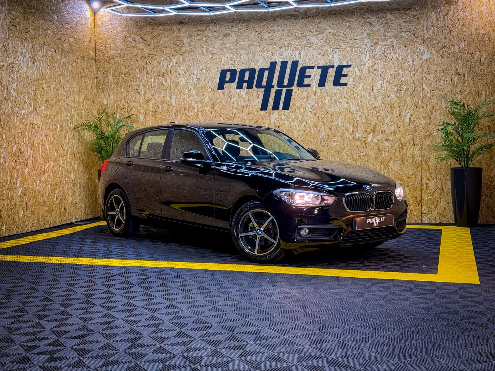 BMW 116 d Advantage 1