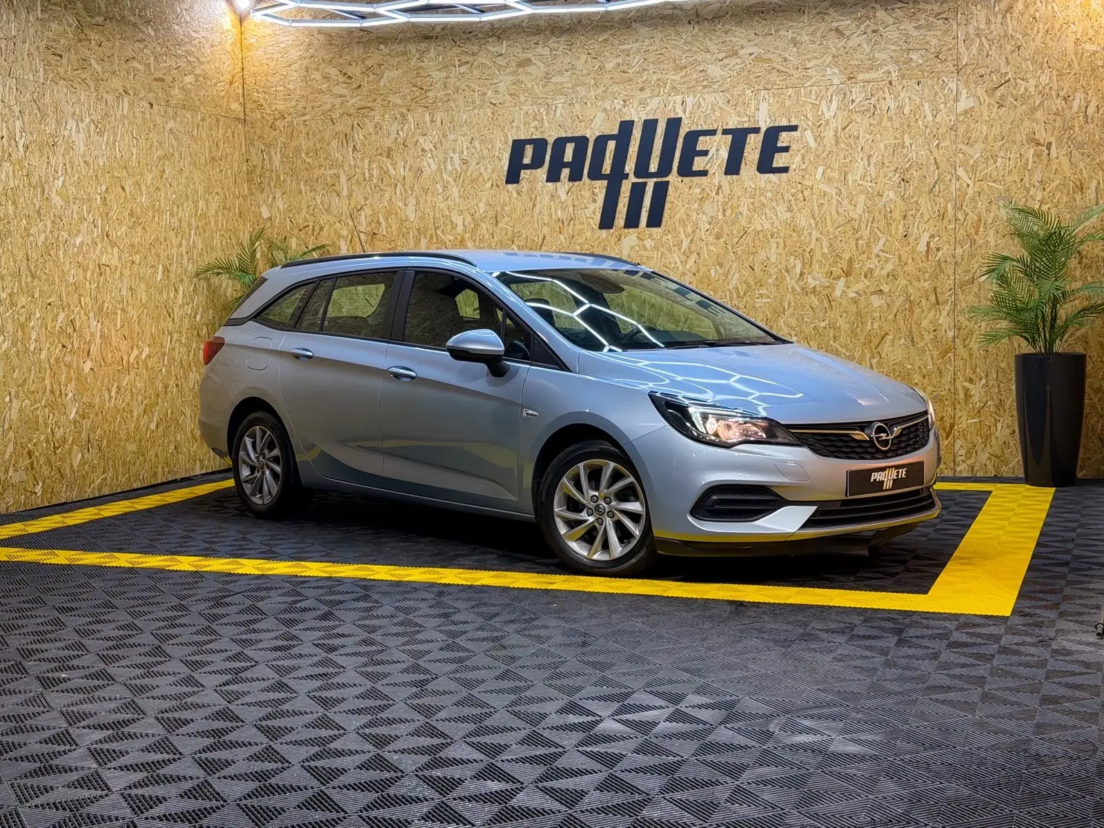 Opel Astra 1