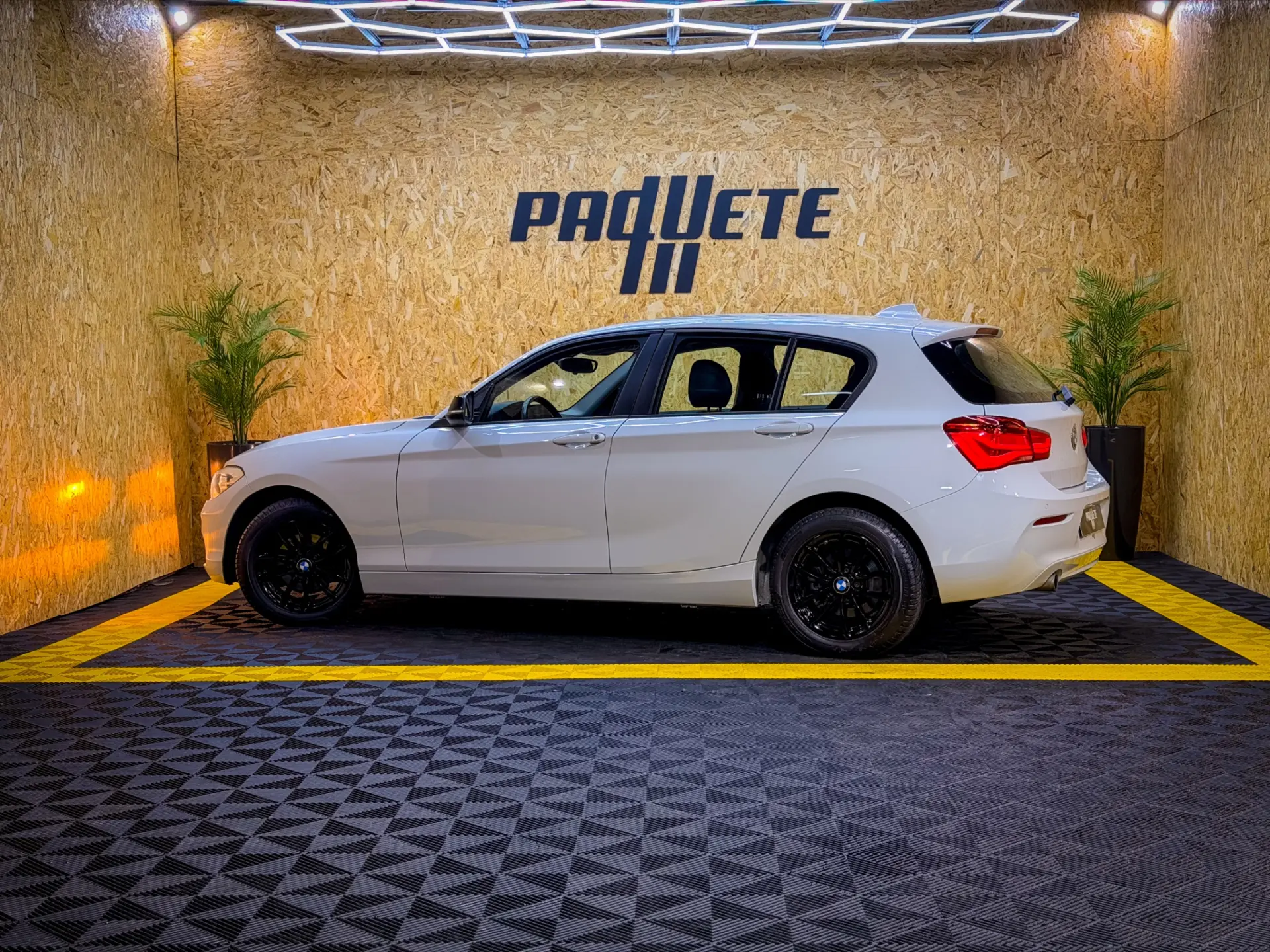 BMW 116 d EfficientDynamics 23