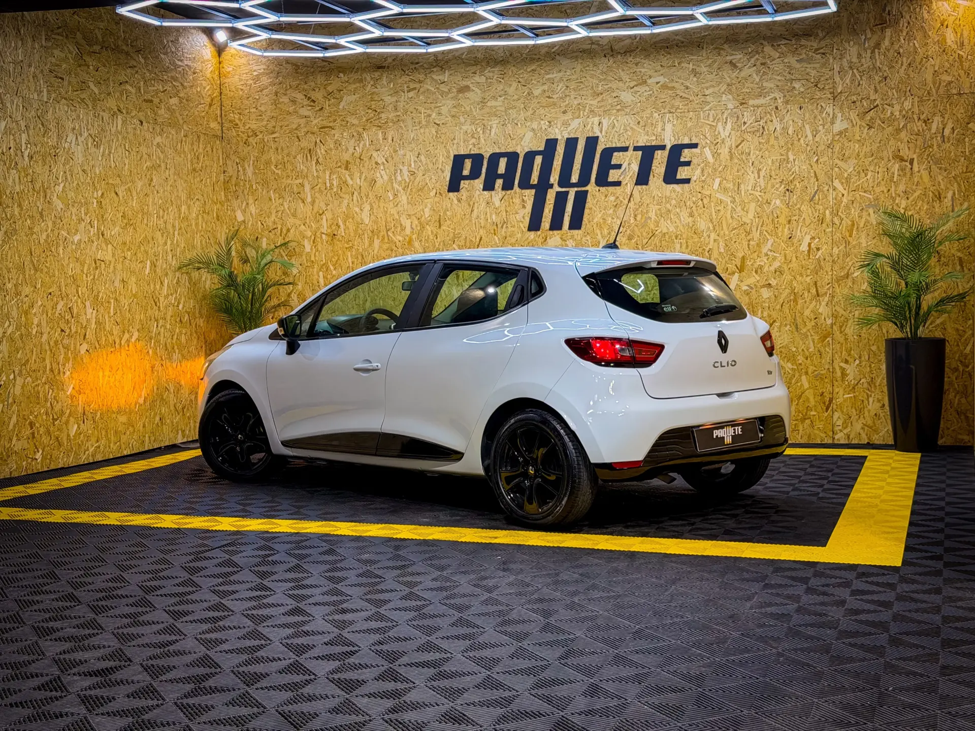 Renault Clio 0.9 TCE Confort 21