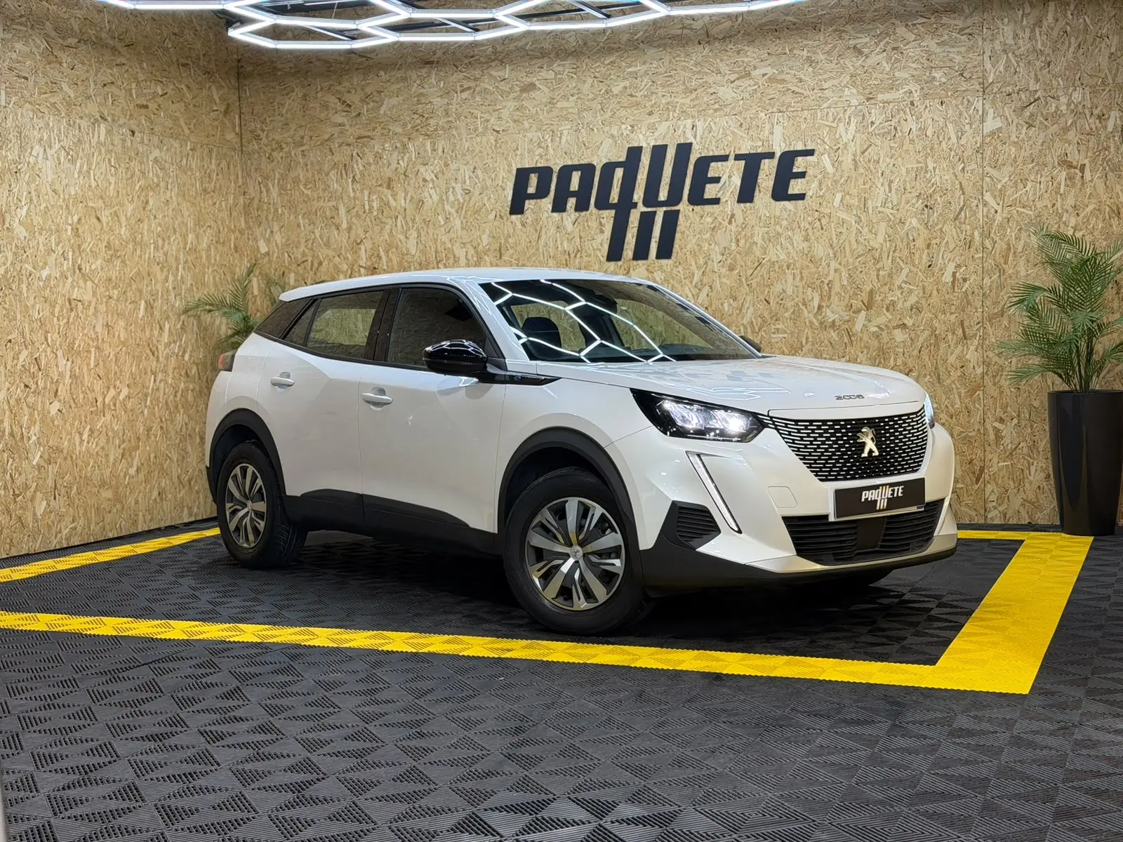 Peugeot e-2008 Active Pack 1