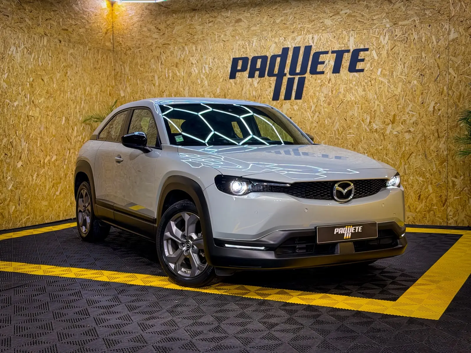 Mazda MX-30 e-SKYACTIV Exclusve-Line 3