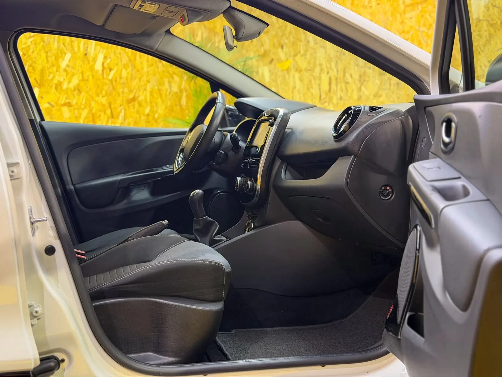 Renault Clio 1.5 dCi Comfort 9