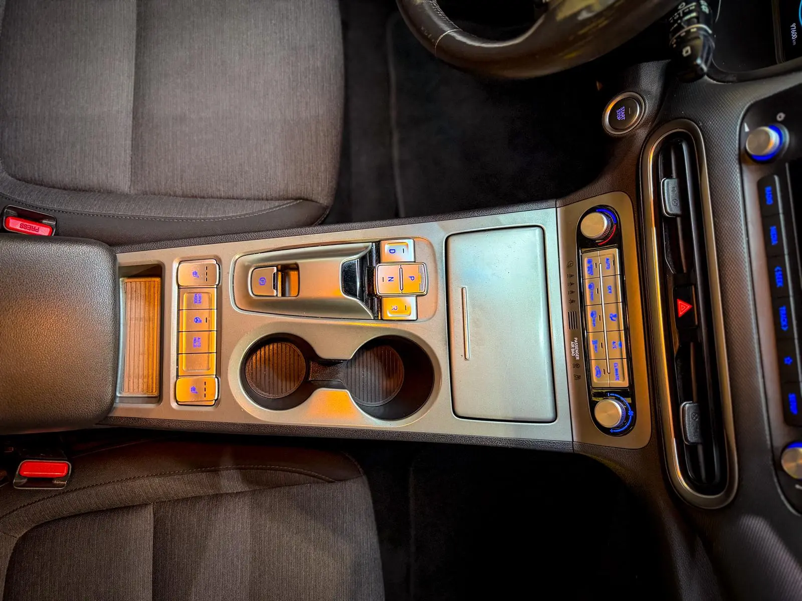 Hyundai Kauai Standard 18