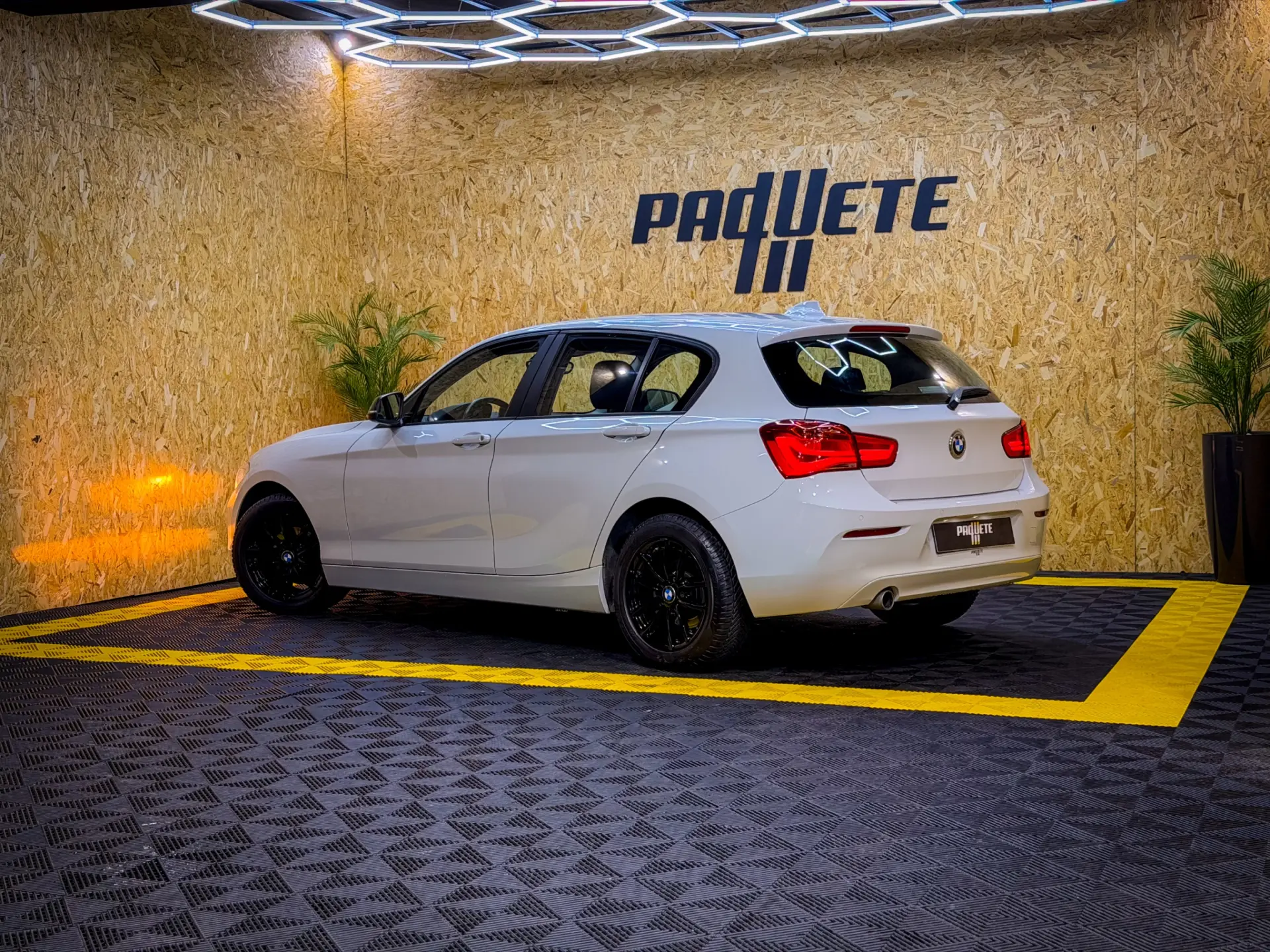 BMW 116 d EfficientDynamics 24