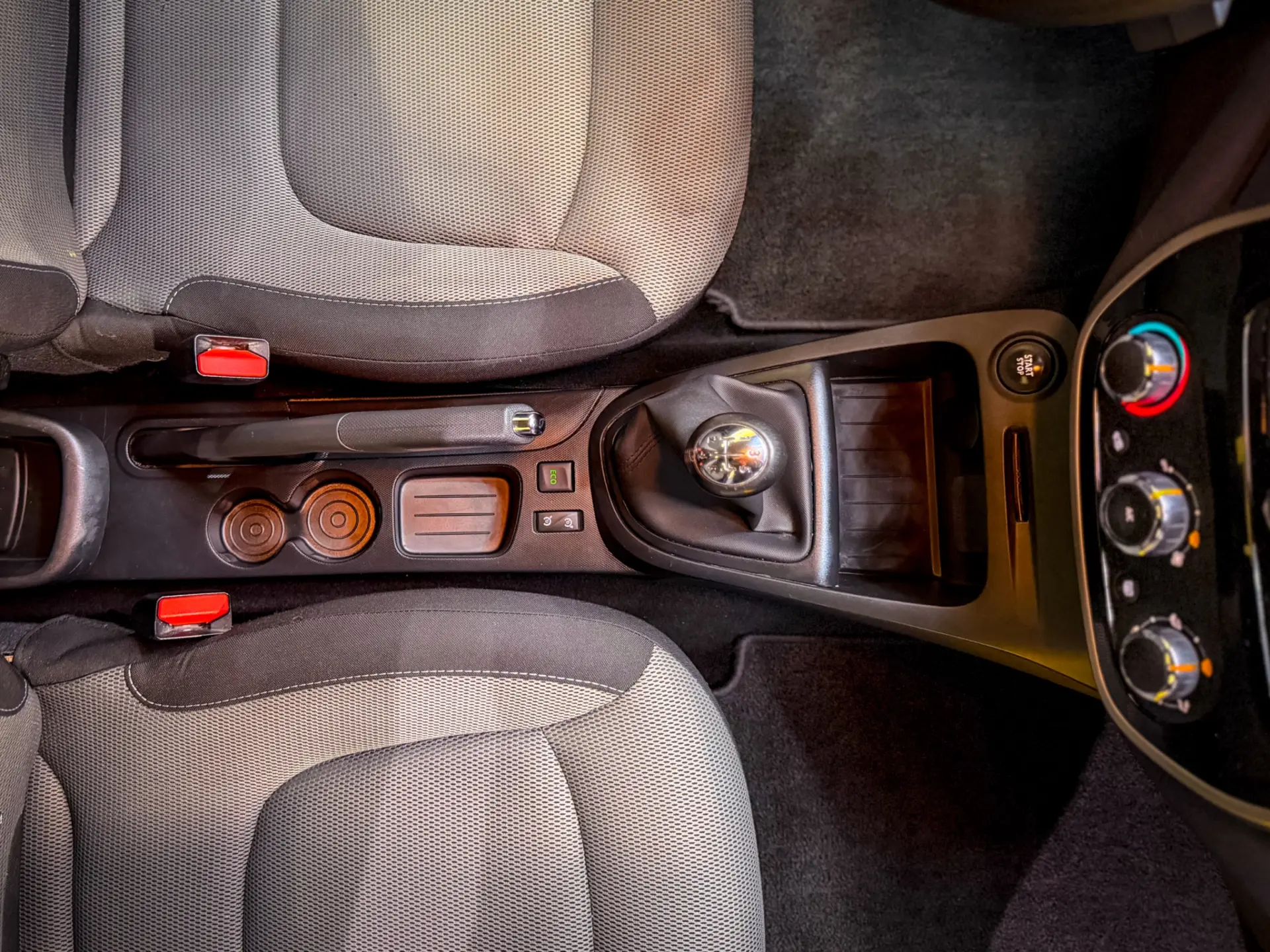 Renault Captur 1.0 TCe Intens 10