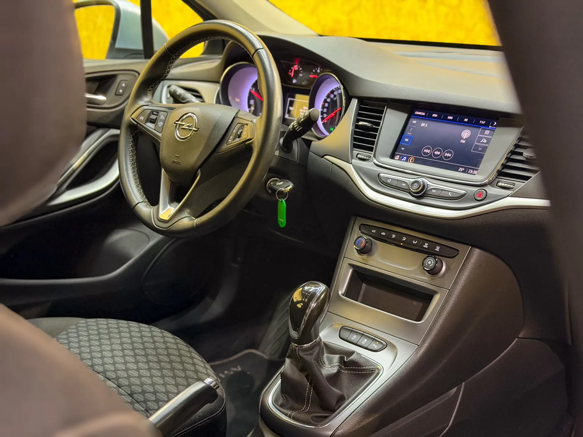 Opel Astra 12
