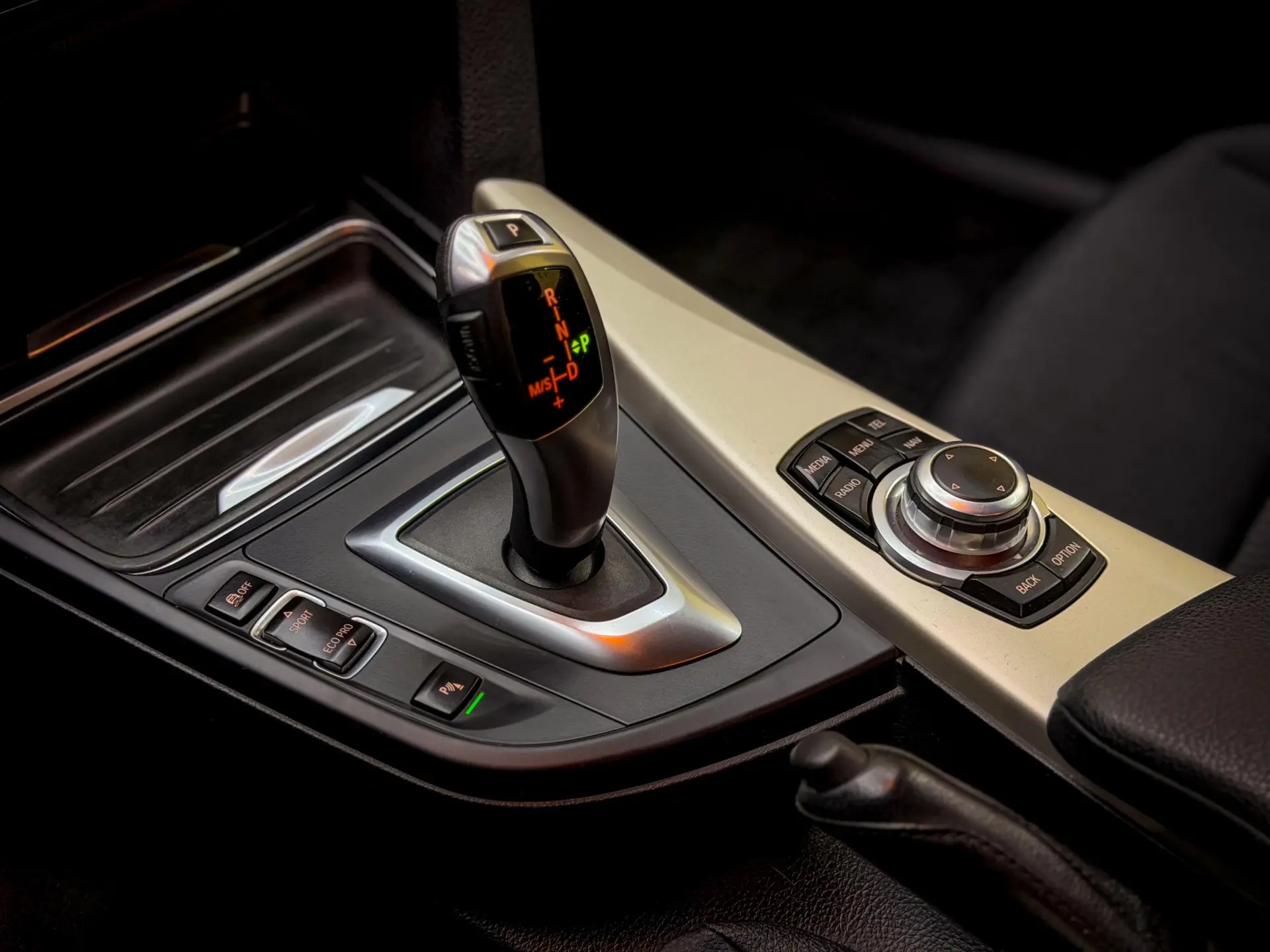 BMW 320 Gran Turismo d Auto 29