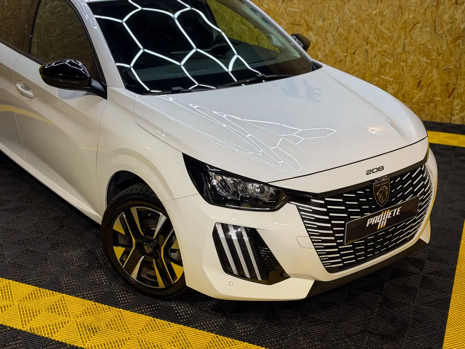 Peugeot e-208 50 kWh SE Style 3