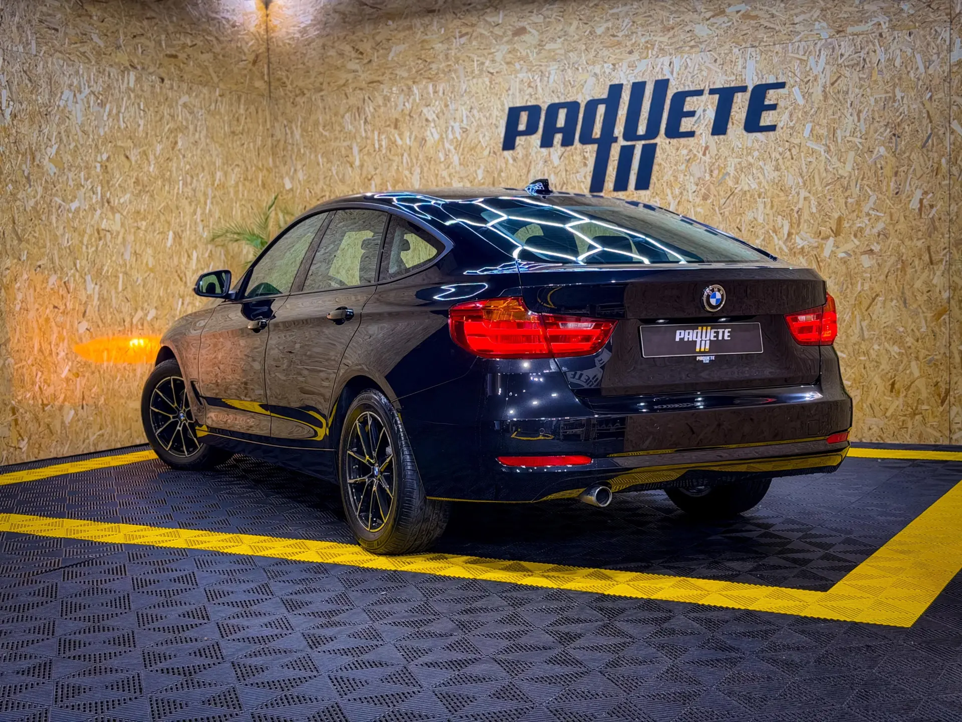 BMW 320 Gran Turismo d Auto 21