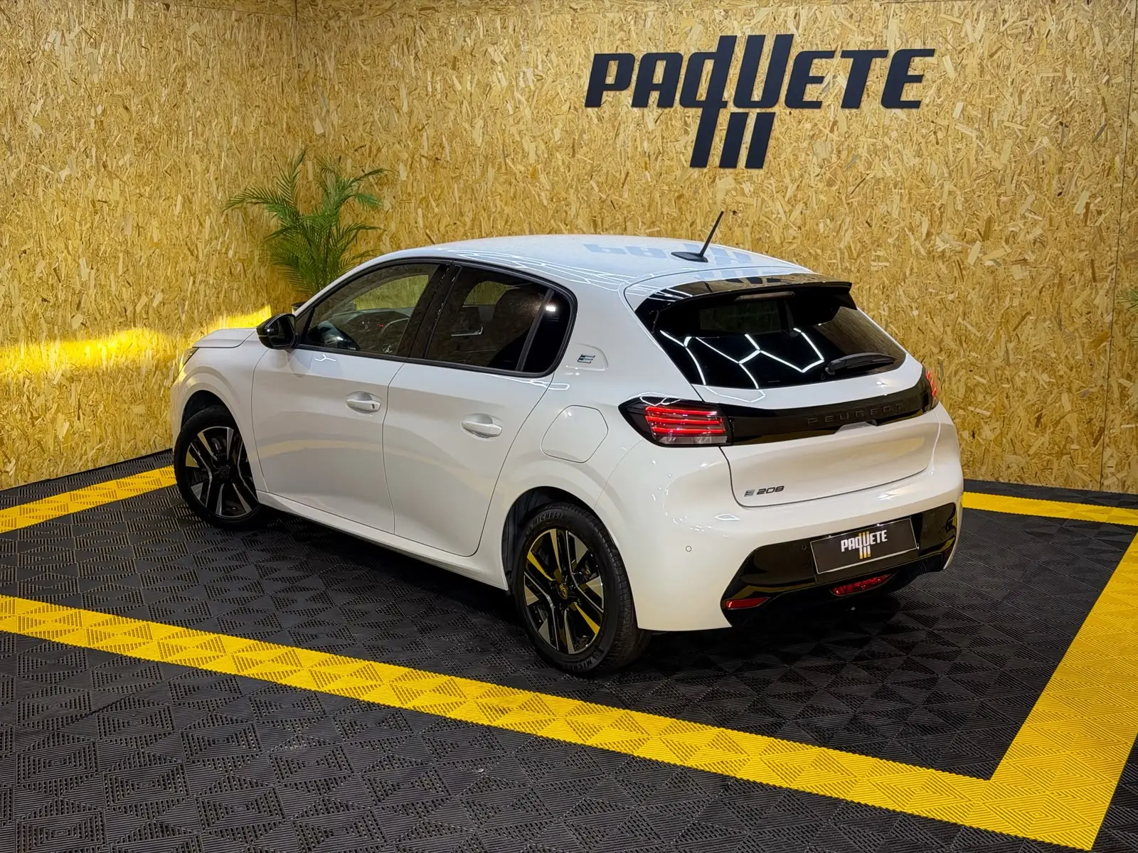 Peugeot e-208 50 kWh SE Style 23