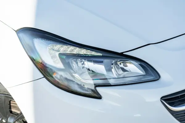 Opel Corsa 1.4 Edition FlexFuel 11
