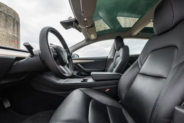Tesla Model 3 Standard Range Plus RWD 35