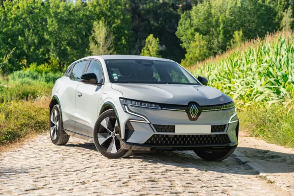 Renault Mégane E-Tech EV60 220hp optimum charge Equilibre 2