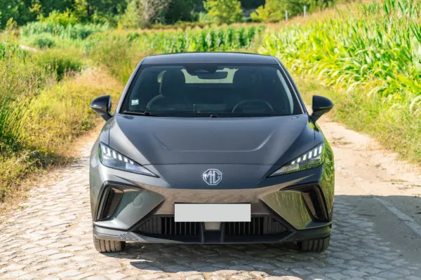 MG MG4 64 kWh Comfort 11