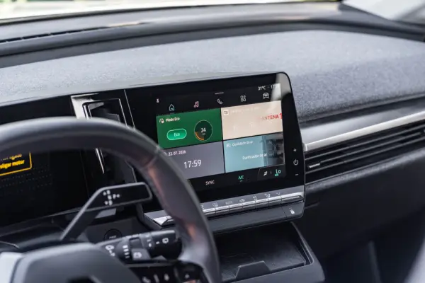 Renault Mégane E-Tech EV60 220hp optimum charge Equilibre 23