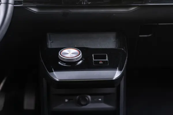 MG MG4 64 kWh Comfort 27