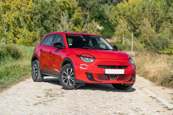 Fiat 600e 54 kWh (RED) 2