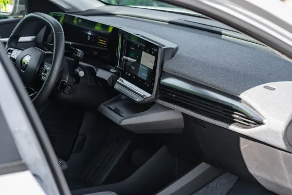 Renault Mégane E-Tech EV60 220hp optimum charge Equilibre 20