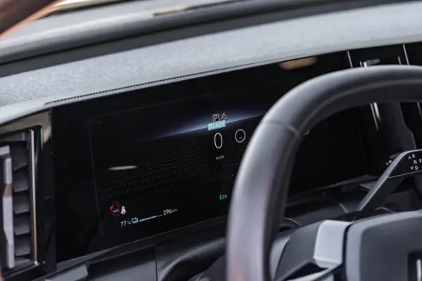 Renault Mégane E-Tech EV60 220hp optimum charge Equilibre 24