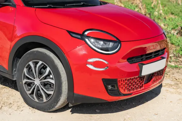 Fiat 600e 54 kWh (RED) 17
