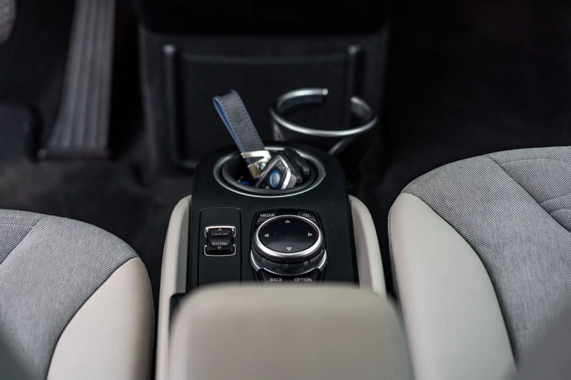 BMW i3 +EXA +Comfort Package Advance 25