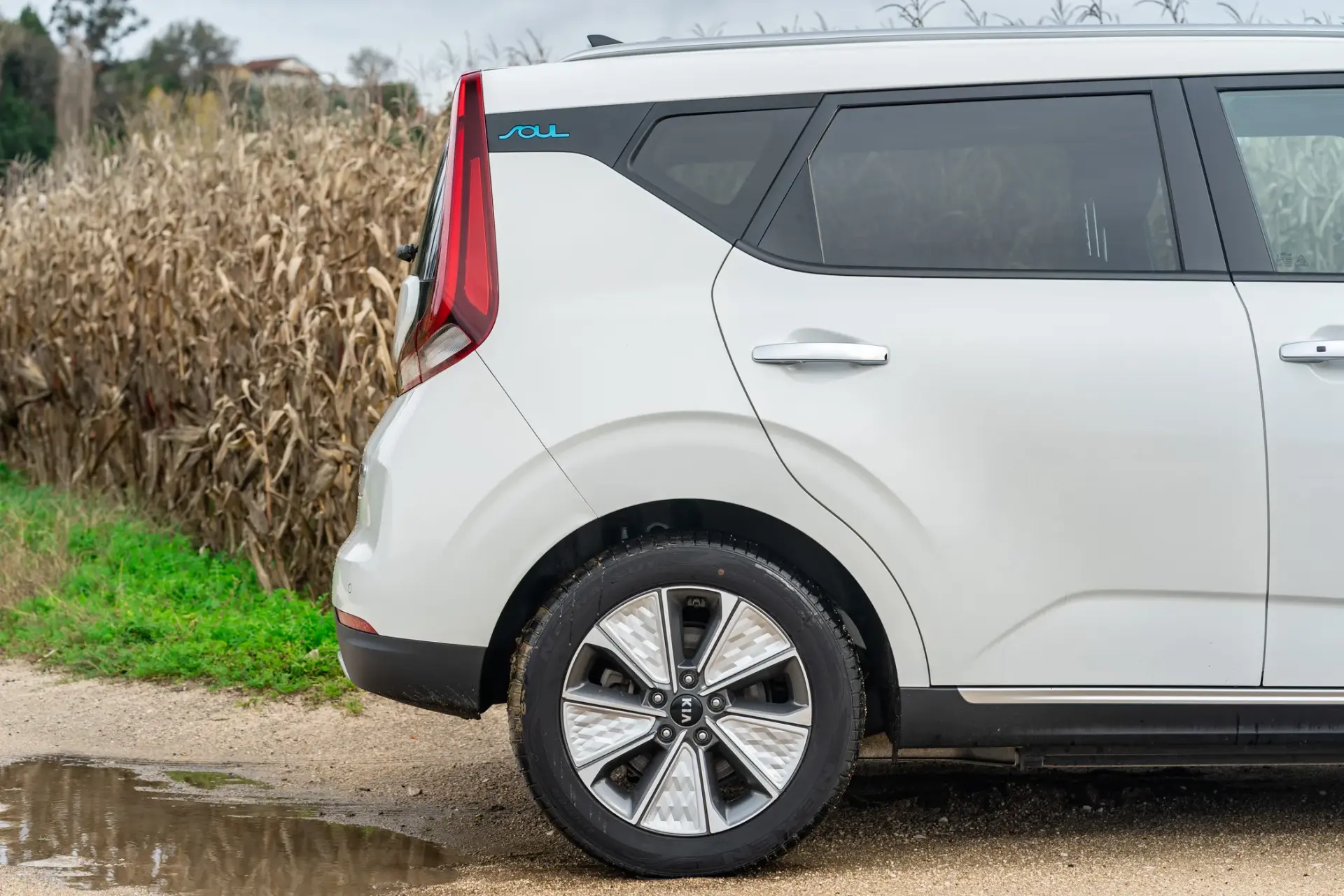 Kia e-Soul 64kWh 17