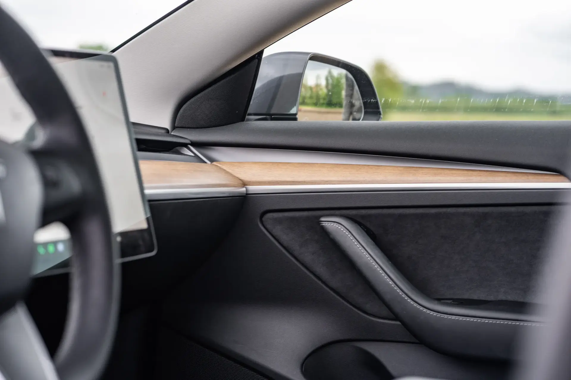 Tesla Model 3 Standard Range Plus RWD 22